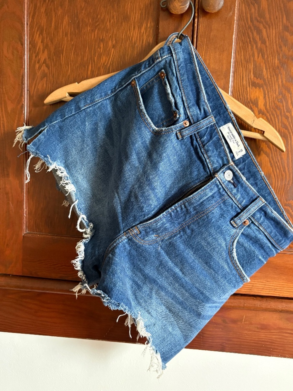 Abercrombie & Fitch High Rise Denim Cutoff Shorts | Size 28/6